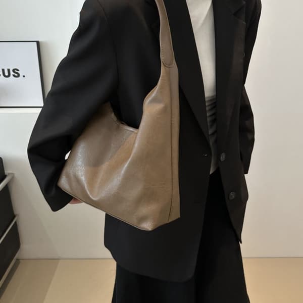 Skulderveske Underarmsveske BRUN Brown
