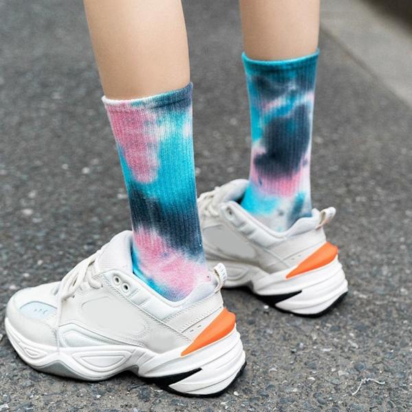 Värilliset sukat casual sukat 01 01 01
