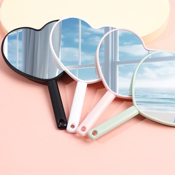 Love Makeup Mirror Mini Love Mirror VALKOINEN white