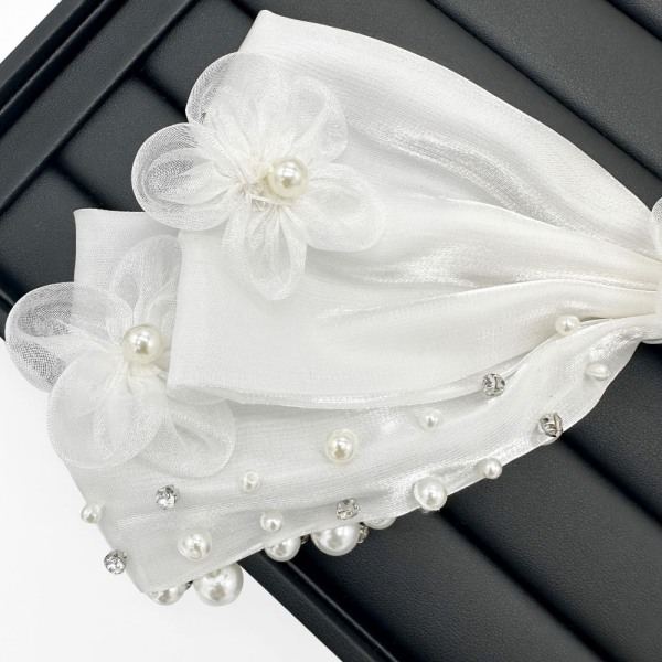 Perlehvit sløyfe Stoff Patch Blomst Cloth Sticker HVIT White
