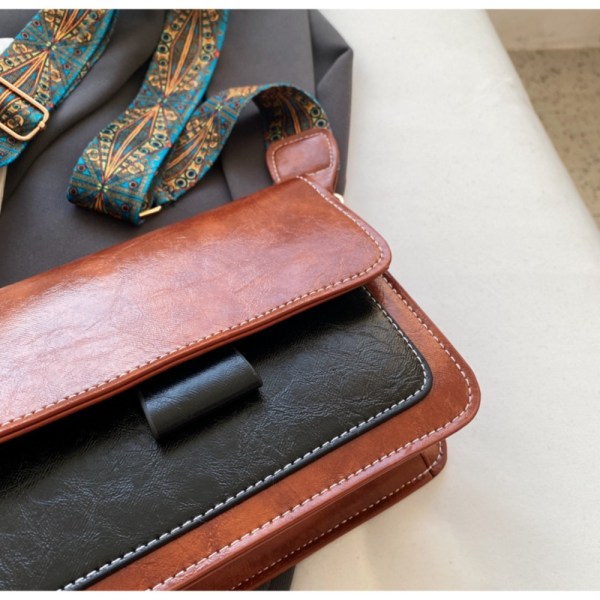 Crossbody Bag Olkalaukku PUNAINEN red