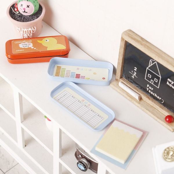 Nukkepenaali miniatyyri case 3 3 3
