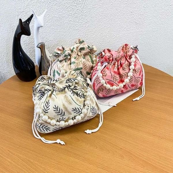 Crossbody Bag Bucket Bag OFF WHITE A OFF WHITE A Off white A