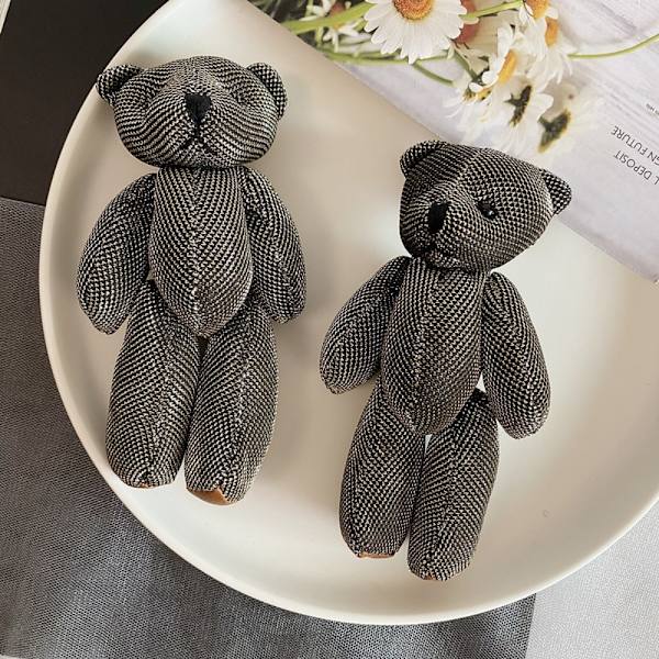 Karhun rintaneulat kouluun univormut rintaneulat