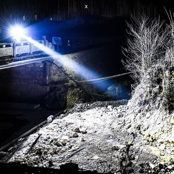 Langtrekkende hodelykt LED Spotlight HVITT LYS HVITT LYS white light