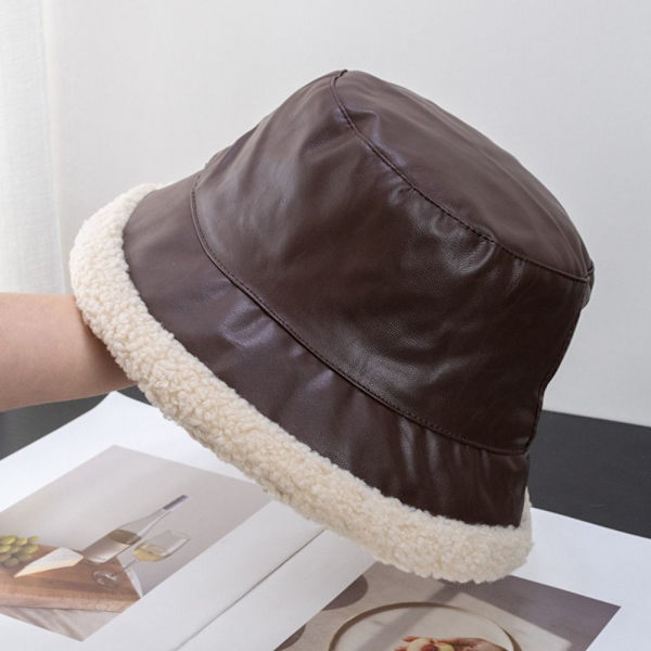 Patchwork-hat med plysset kant SORT Black