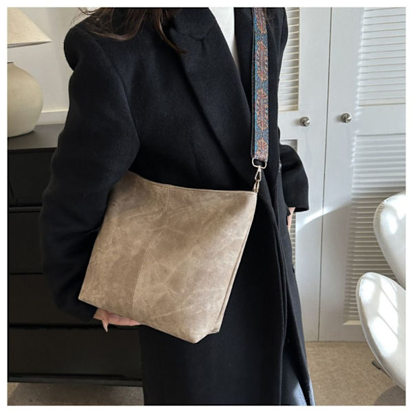 Olkalaukku Crossbody Bag MUSTA black