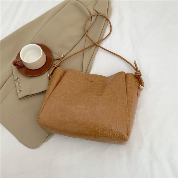Axelväska Underarmsväska KHAKI Khaki