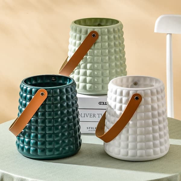 Blomvas Blomkruka VIT STIL B STIL B White Style B-Style B