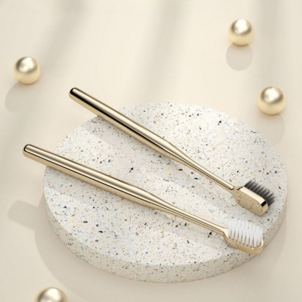 Mjuk tandborste Vuxen tandborste GULD VIT BORST VIT gold white bristles-white bristles