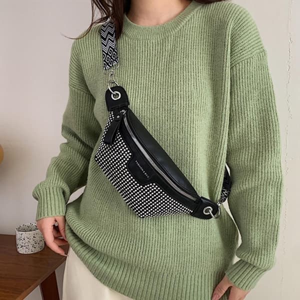 Mavetaske Crossbody Tasker SORT black