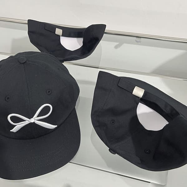 Musta baseball-lippis black