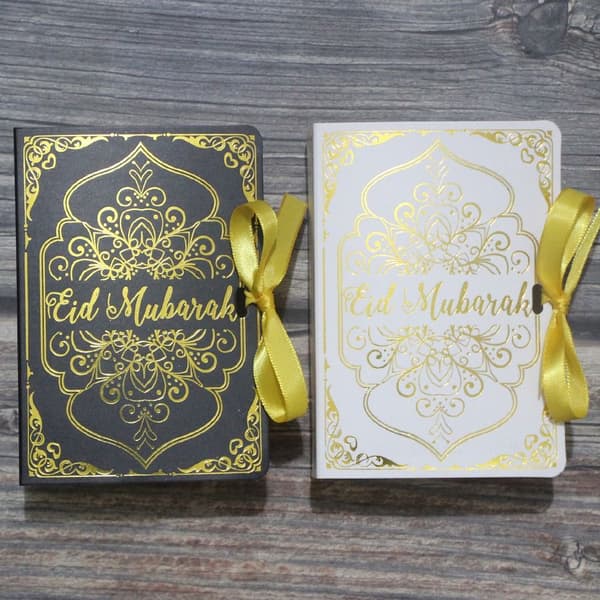 Bokformet Eid Mubarak sjokoladeskeboks HVIT