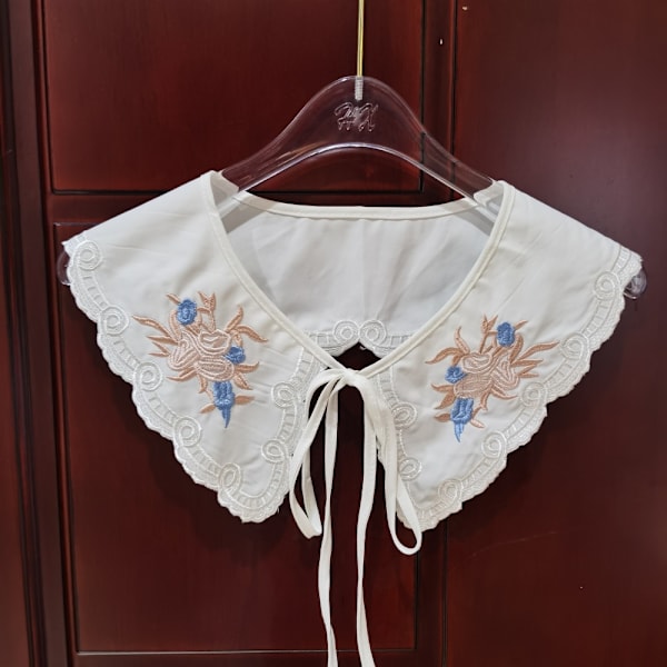 Kvinnors spetskrage Bow Fake Collar 4 4 4