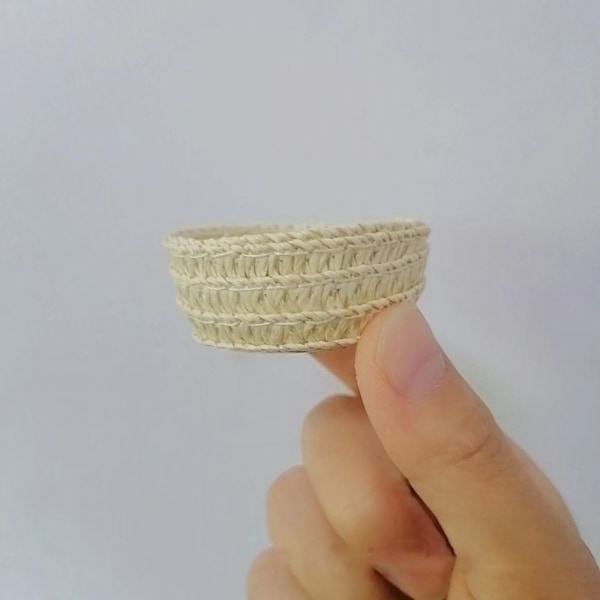 Ruohokudotut korit Nukkekodin miniatyyrikori 2 2 2