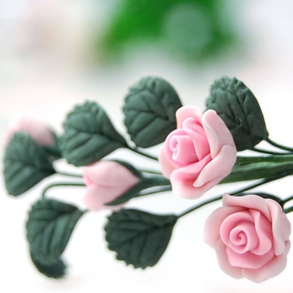 Dockhus Miniatyr Plast Simulering Rose Grillspett GRÖN Green