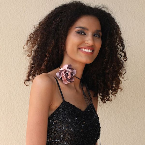 Blomchokerhalsband 2 2 2