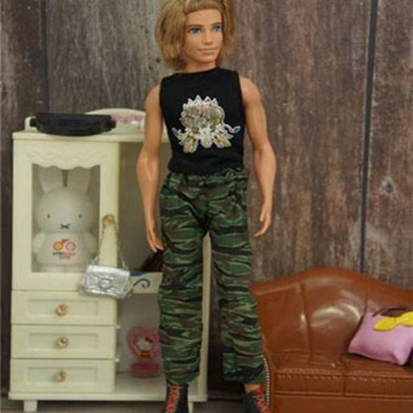 Miesten nukke T-paita Doll Pants 2 2 2