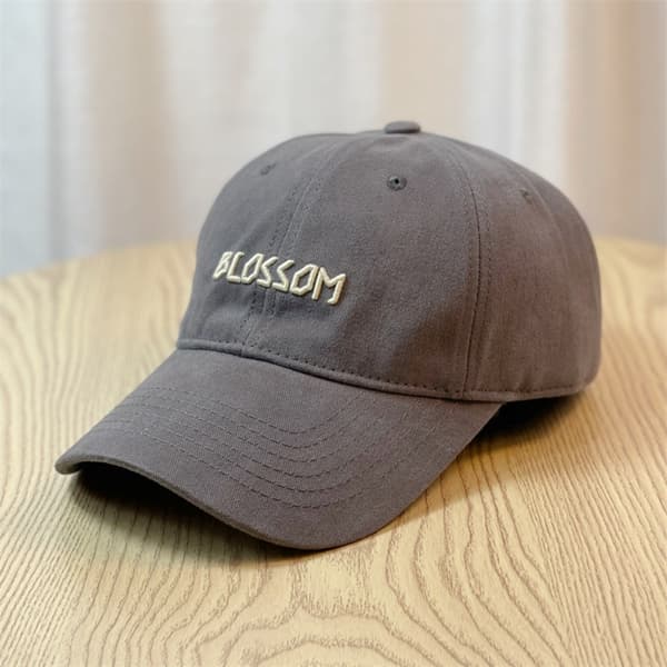 Muodikas ja monipuolinen baseball-lippis KHAKI Khaki