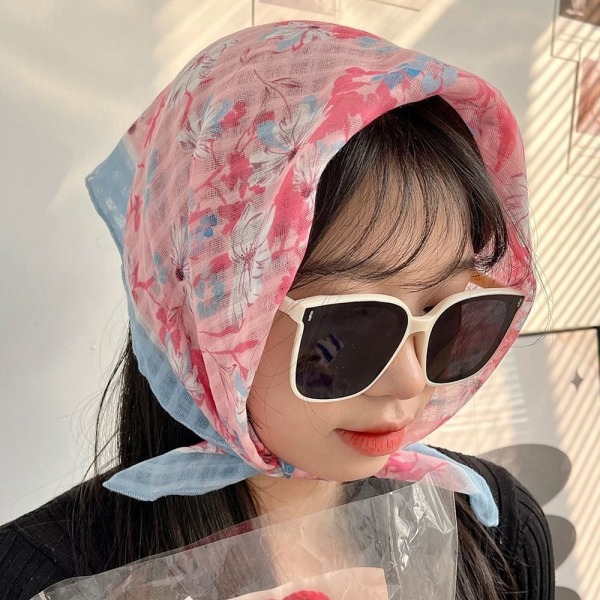 Halsdukar Square Scarf 06 06 06