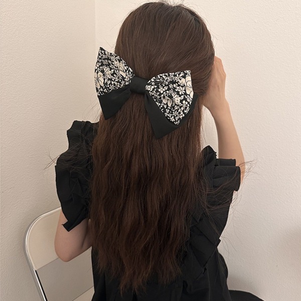 Hårbånd Hårbøyle SØYE HÅRKLEP SØYE HÅRKLEP Bow hair clip