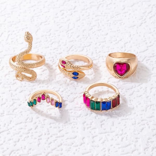 5 st Imitations Ädelsten Ring Set KOSTYM suit