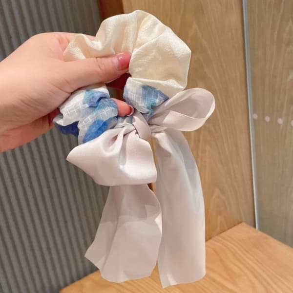 Rosetthårsnoddar i koreansk stil VIT white