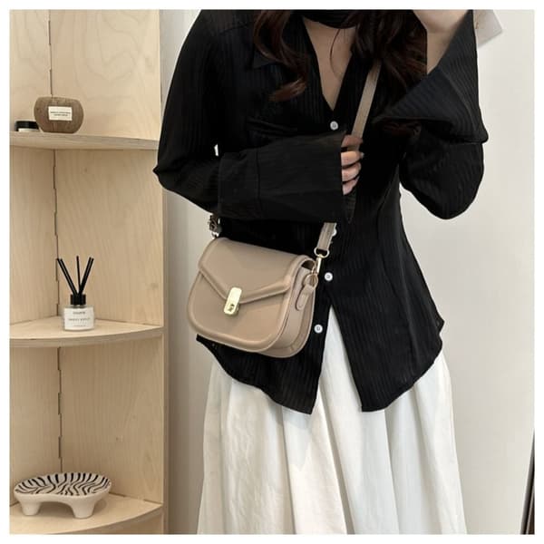 Axelväskor Crossbody Väska BRUN brown