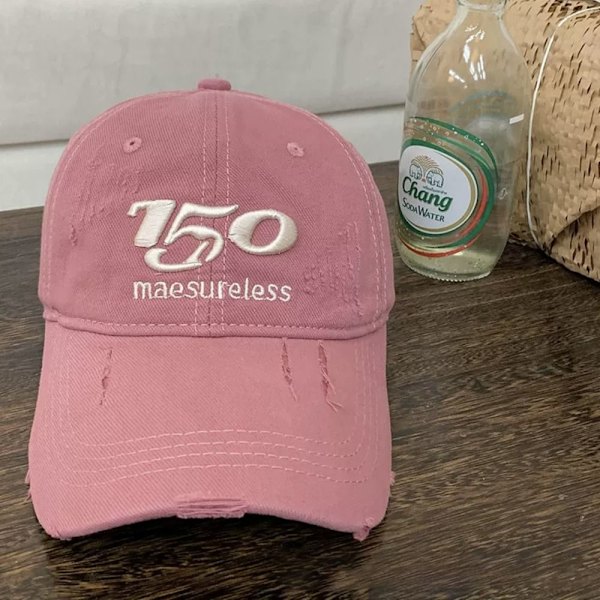 Brevbrodert baseballcap Broken Duck Tongue Hat ROSA pink