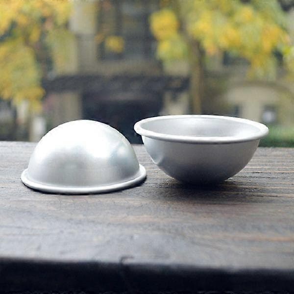 2 stk. Halvcirkelformede kageforme i anodiseret aluminium buddingform