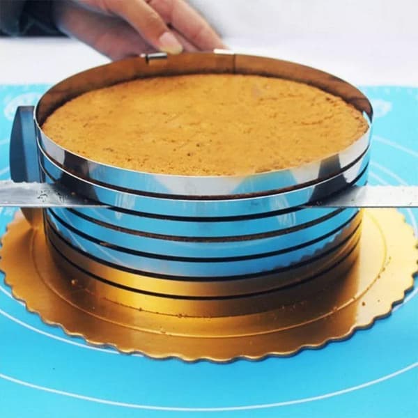 Moussering i rustfritt stål 9-12 tommer justerbar lagkakekutter bakeverktøy