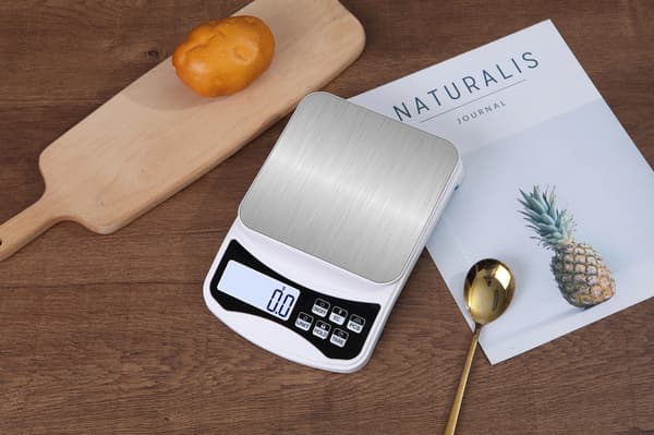 Digital køkkenvægt 5 kg / 0,1 g