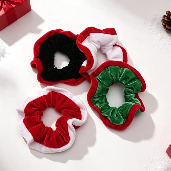 Julhårsnodd, tvåfärgad hårresår i sammet, grön röd, festaccessoar White scrunchie with red edges