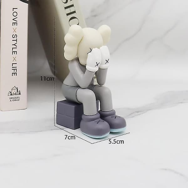 2024 Tecknad Kaws Modell Konstleksaker Figurer Heminredning För Barnpresenter Ny