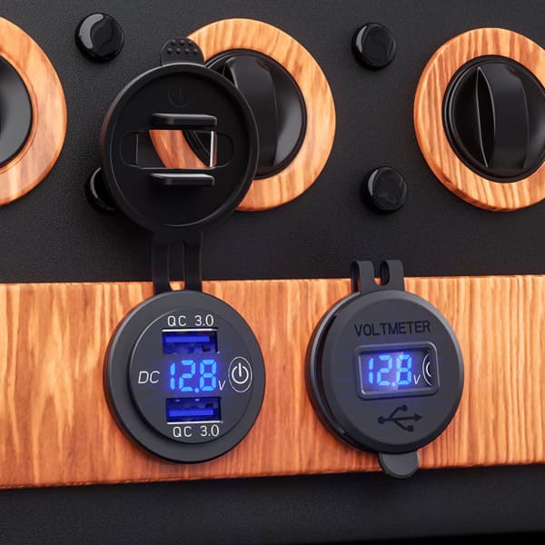 12V 24V Dobbelt QC3.0 USB Biloplader Stik Med Til Berøring Afbryder LED Voltmeter Strømadapter Til Lastbil SUV Mar