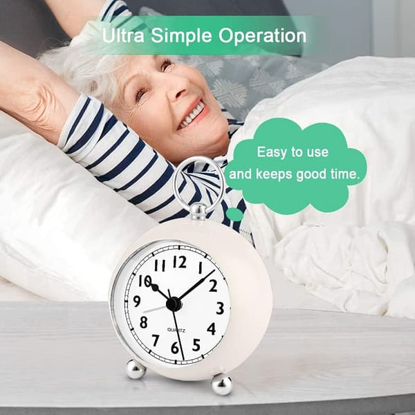 Silent Non-Ticking Alarm Clock, Battery Operated Bedside Clock, Desk Clock for Bedroom, Easy to Read, Night Light Function. Green Gream Gream