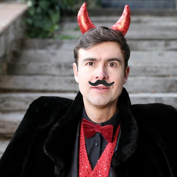 6 kpl tekkoviiksiä Halloween-kauden itseliimautuvat polyesterirekvisiitat hopea