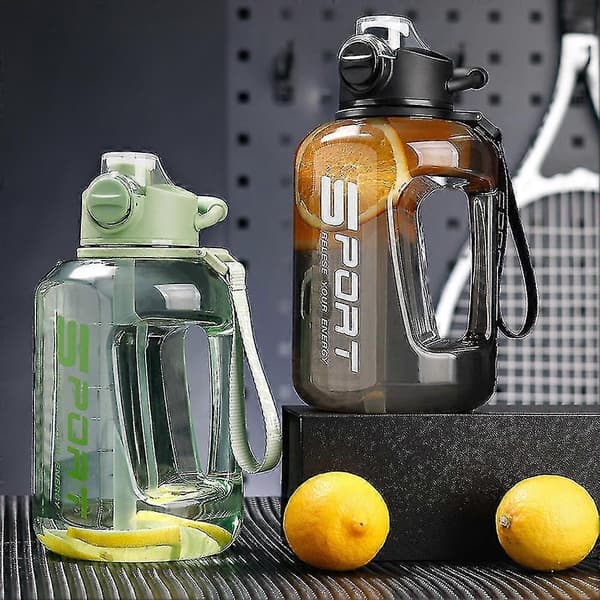 1700ml/2500ml vesipullo pillillä ja mitta-asteikolla, suuri urheilupullo treeniin, musta