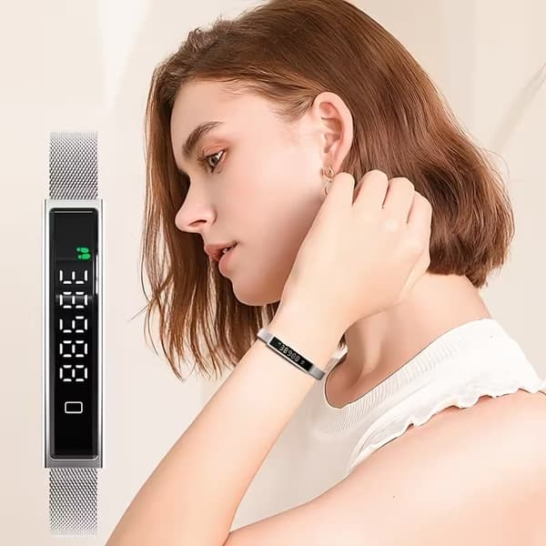 Smart bracelet with pedometer, multiple sport modes, lightweight smartwatch for iPhone & Android Black Steel strip + silicone strip
