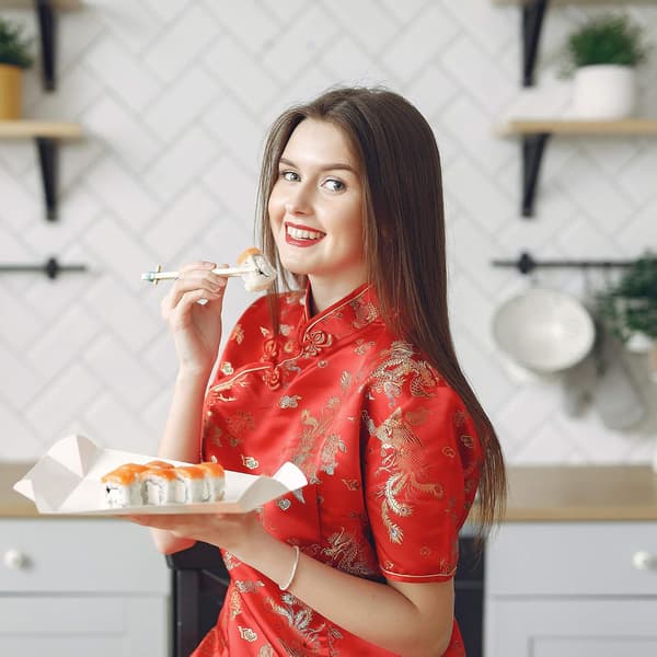 SushiRollMaker: Lightweight Design, EasyToClean, HighQualityMaterial, FamilyFriendly, EnhancesCulinarySkills