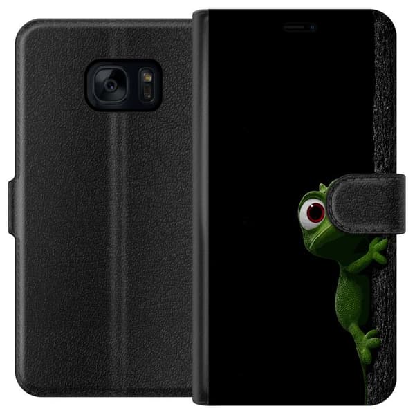 Compatible Wallet Case for Samsung Galaxy S7 Small green lizard climbing on dark surface with large expressive eyes black