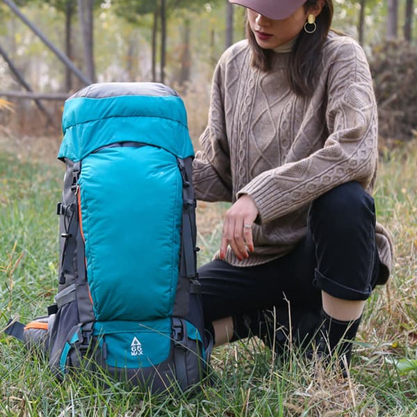 Oxford Fabric Breathable Durable Buckle Design 65L Lake Blue Climbing Backpack for Hiking Camping