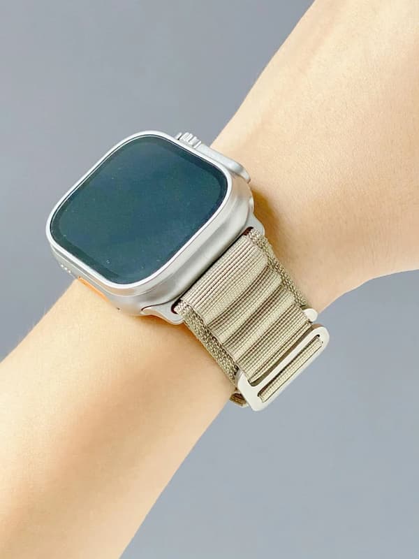 Marineblå og sort Alpine Loop-rem til Apple Watch Ultra 2 & Series 10/9/8/SE Marineblå-Sort Marineblå-Sort