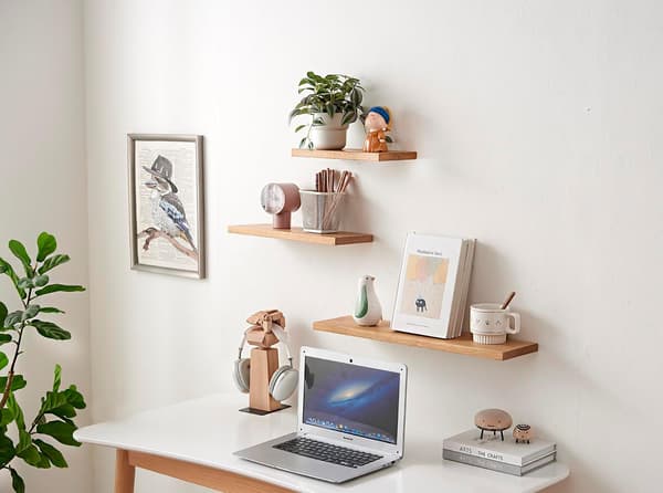 High-Quality Home Decor Shelves, Solid Oak Floating Wall Shelf with Upgraded Heavy-Duty Brackets, Space-Saving Stylish and Functional
