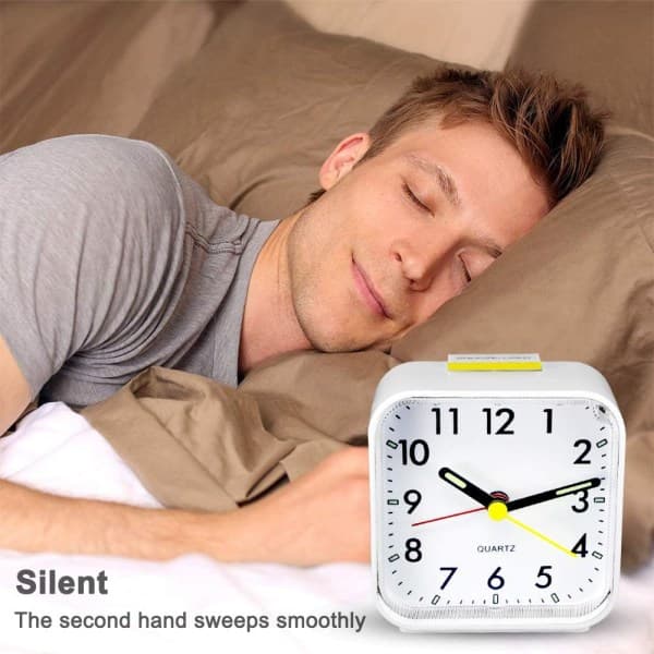 Silent Alarm Clock Battery Operated Non-Ticking Bedside Clocks Large Display Basic Bedroom Clock Snooze Nightlight Feature Easy to Read Use