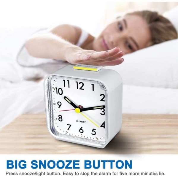 Silent Alarm Clock Battery Operated Non-Ticking Bedside Clocks Large Display Basic Bedroom Clock Snooze Nightlight Feature Easy to Read Use
