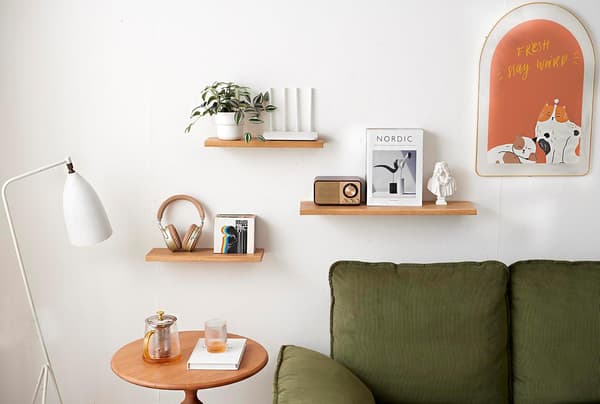 High-Quality Home Decor Shelves, Solid Oak Floating Wall Shelf with Upgraded Heavy-Duty Brackets, Space-Saving Stylish and Functional
