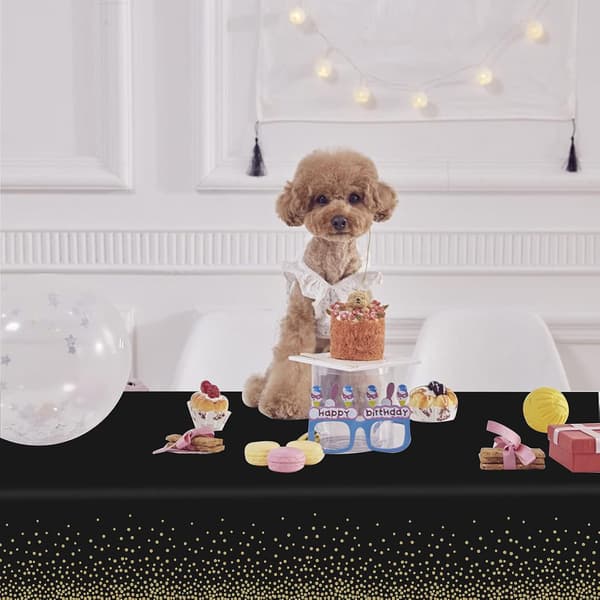 2-pack guldfärgade prickiga bordsdukar, festdukar, 137x274 cm rektangulära