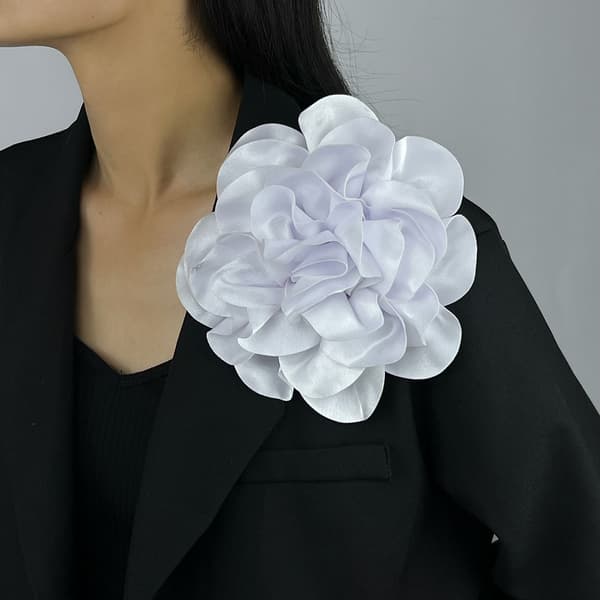 Fransk sateng 19cm stoff overdimensjonert stor blomsterbrosje håndlaget blomst klesplagg tilbehør brosje