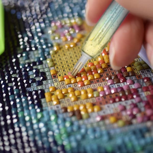 Enchanting Craftsmanship, Super Comfortable Resin Drill Pen, Shimmering Glitter Patterns for Dreamy Creations, Fast and Precise Bead Placement
